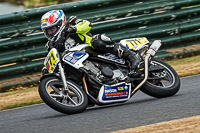 enduro-digital-images;event-digital-images;eventdigitalimages;mallory-park;mallory-park-photographs;mallory-park-trackday;mallory-park-trackday-photographs;no-limits-trackdays;peter-wileman-photography;racing-digital-images;trackday-digital-images;trackday-photos